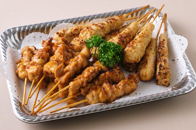 備長炭火焼き鳥（もも・つくね）