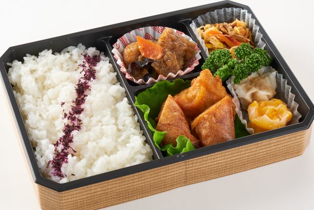 牛肉の黒胡椒炒めのチャイナBOX