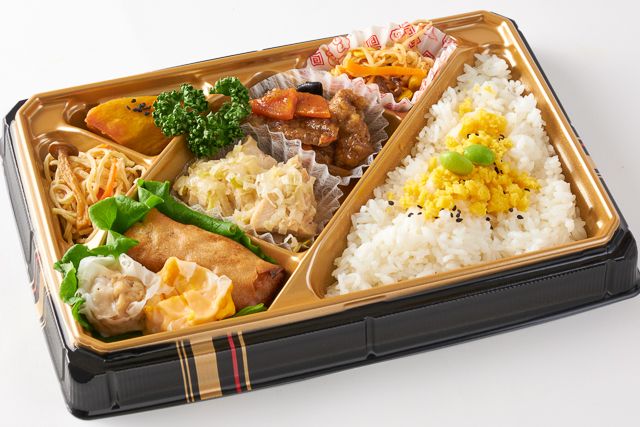 【Wメイン】蒸し鶏葱ソース＆牛肉の黒胡椒炒め弁当【白飯】