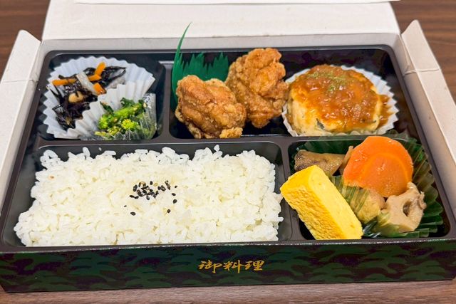 唐揚げ＆豆腐ハンバーグ弁当