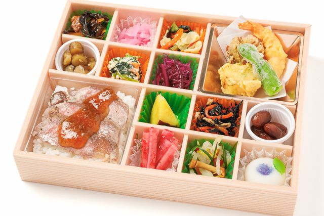 【熨斗対応可】牛ロースステーキ重と天麩羅の十二彩折詰