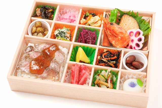 【熨斗対応可】牛ロースステーキ重と銀だら柚庵焼きの十二彩折詰