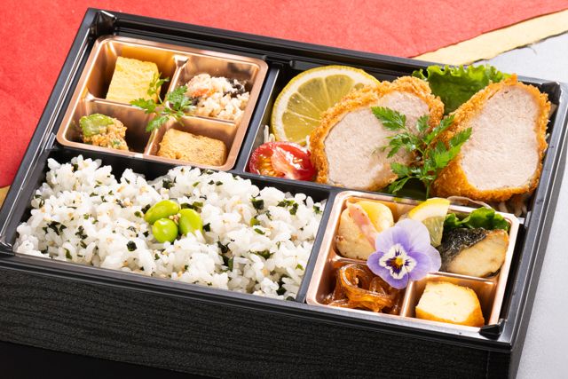 玄～手仕込みヒレカツと彩りおかず～（わかめご飯）