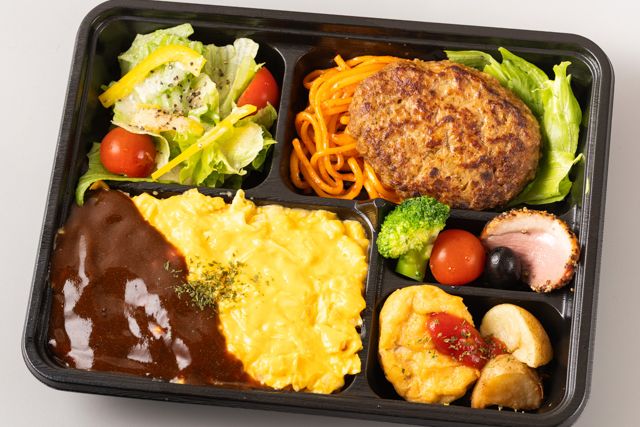 とろ～りオムライスとハンバーグ弁当（デミグラスソース）