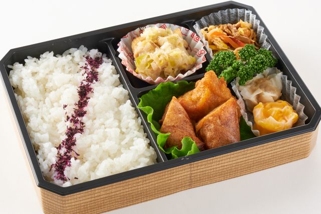 蒸し鶏葱ソースのチャイナBOX