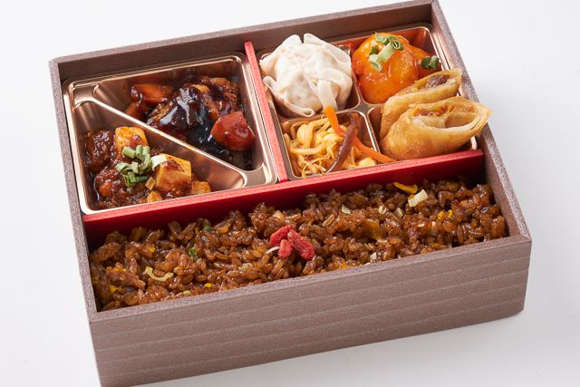 飛燕-炒飯と麻婆豆腐と酢豚-