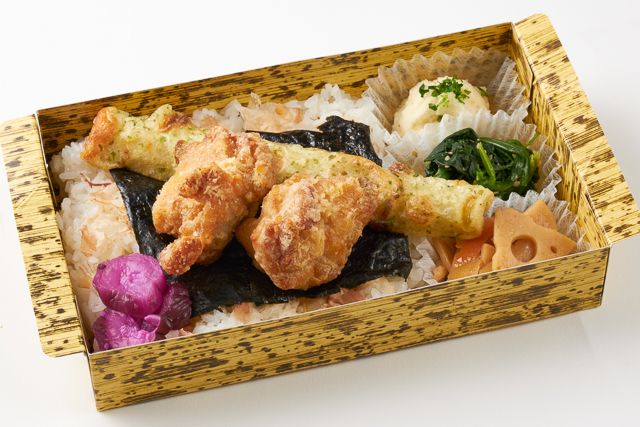 彩 -若鶏の竜田揚げと和菜-