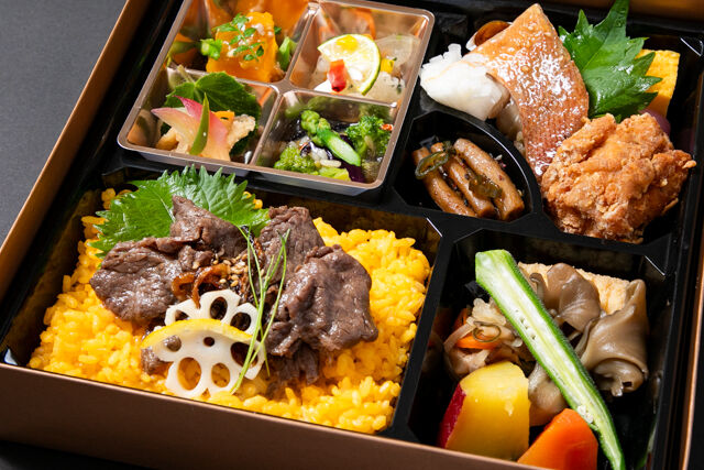 【熨斗対応可】球磨川 「恵」幕ノ内弁当うにめし 黒毛和すき焼重