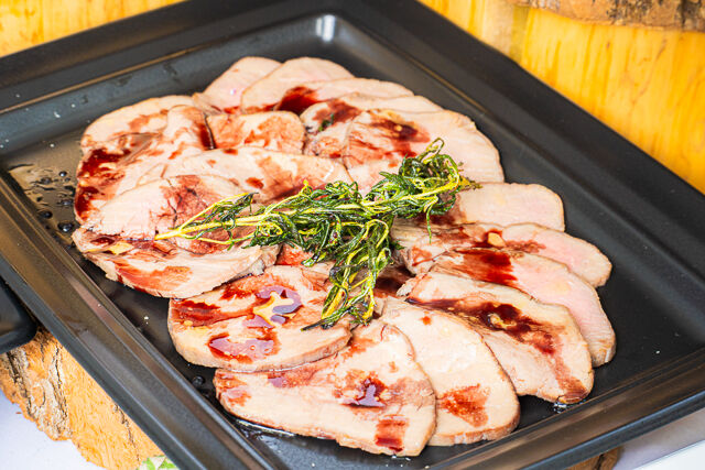 ローストビーフ バルサミコソース