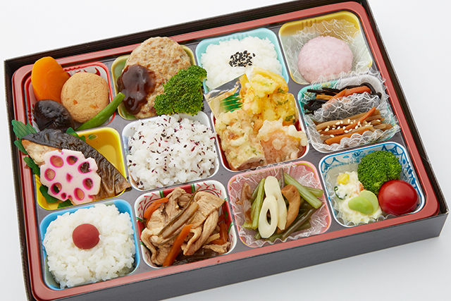 十二枡の豪華盛り合わせ御膳