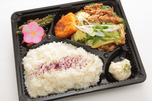 回鍋肉弁当