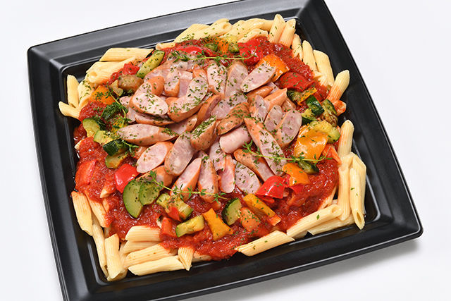 ペンネとソーセージのアラビアータ