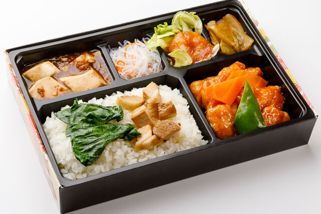 白身魚の甘酢と麻婆豆腐弁当