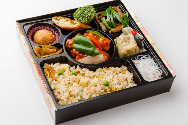 酢豚と牛肉とピーマン弁当