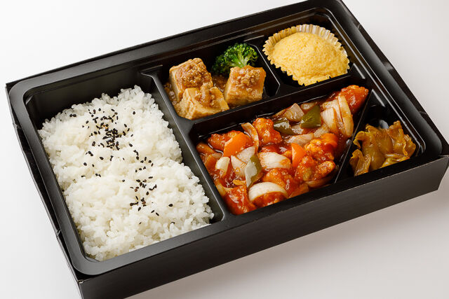 【熨斗対応可】程よい酸味とまろやかな甘味のジューシー酢豚弁当