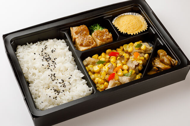 【熨斗対応可】やわらか鶏肉とコーンの塩炒め弁当