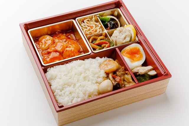 【中華幕の内】海老チリと4種から選べるご飯