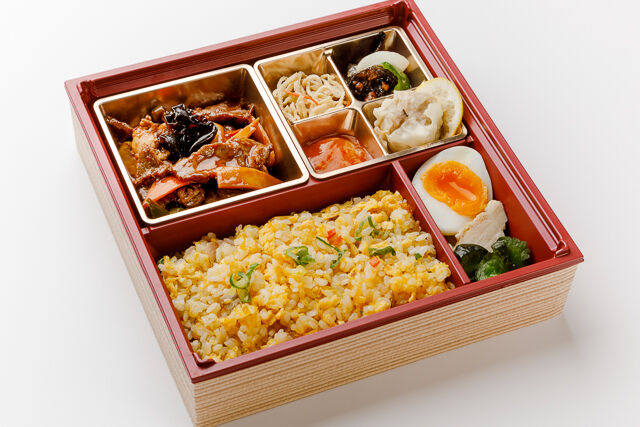 【中華幕の内】回鍋肉と4種から選べるご飯