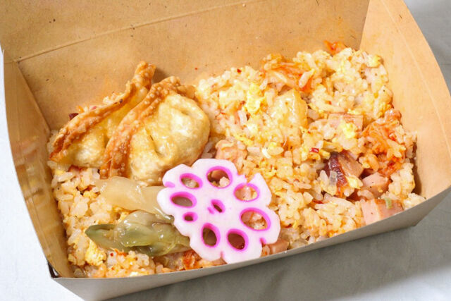 【チャイナ屋台】揚げ餃子＆秘伝ダレ・キムチ炒飯