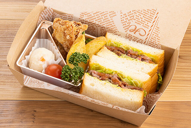 山形牛ローストビーフサンド