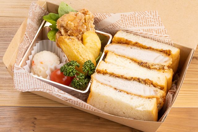 豚カツサンド