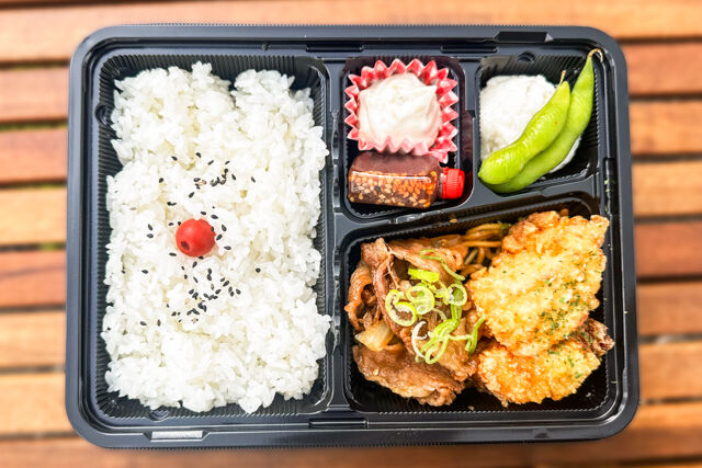牛焼肉&唐揚げ（むね肉）弁当