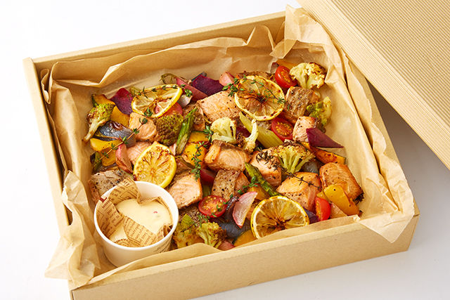 サーモンのオーブン焼き～グリル野菜を添えて～