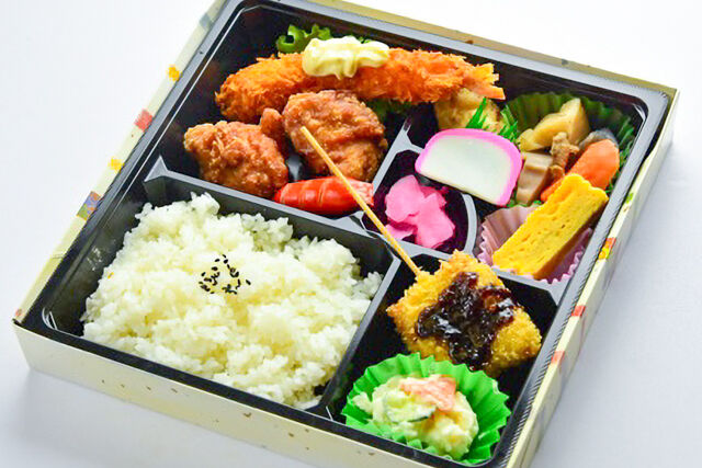 モダン弁当・ざんぎ＆ビックエビフライ