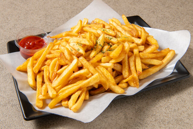ポテトフライ（塩／ケチャップ）