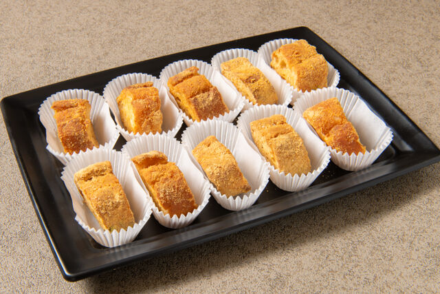 昔ながらのあげぱん（きなこ）