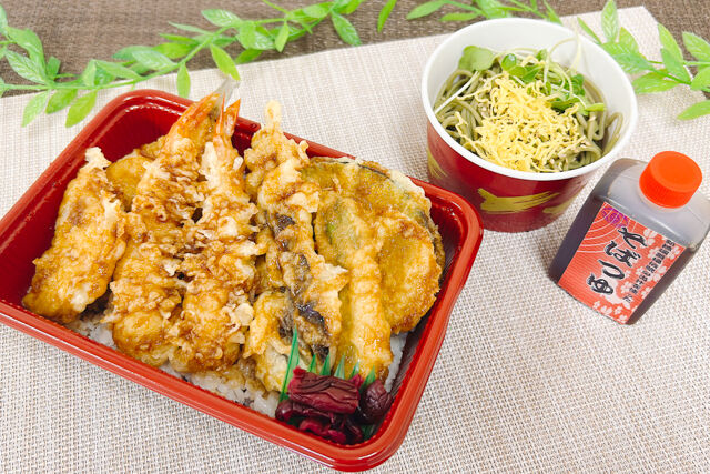 期間限定（5月～9月）演舞場の天重とちょい茶そば弁当