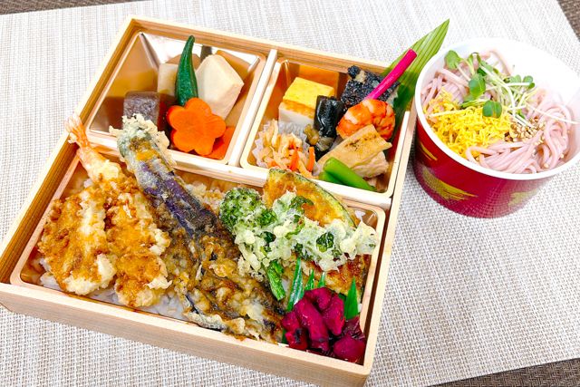 期間限定（3月4月）春の天重御膳～ちょい桜そば～