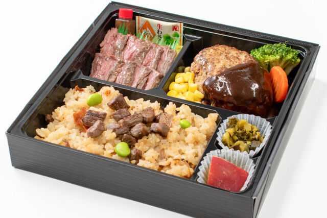 ステーキ＆手ごねハンバーグ弁当（黒毛和牛炊き込みご飯）