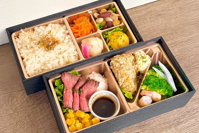 国産牛ローストビーフ＆白身魚のフライ