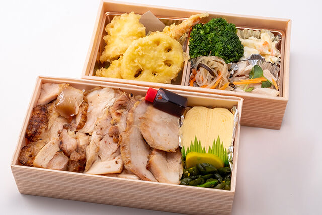選べる和風おかずと朝引き但馬鶏のももの照焼弁当