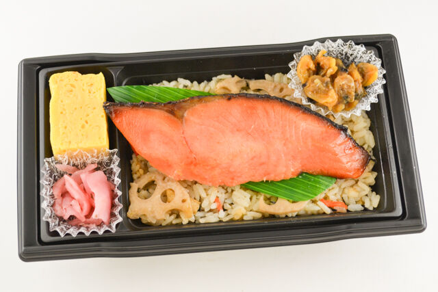 銀鮭まろやか西京焼とれんこん炊込みご飯