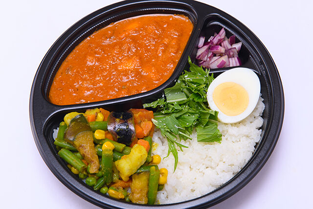 シーフードカレー×ミックスベジタブルカレーのあいがけカレーセット