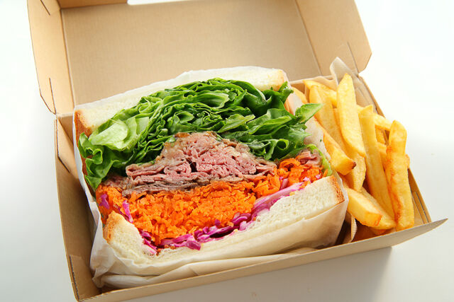 ランチボックス ローストビーフサンド