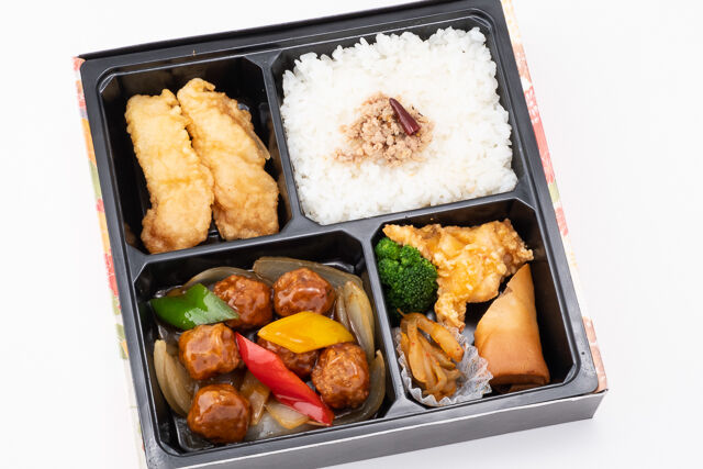 肉団子＆白身魚の甘酢餡かけ特製弁当
