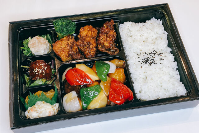 【Wメイン】特製酢豚×油淋鶏の豪華御膳