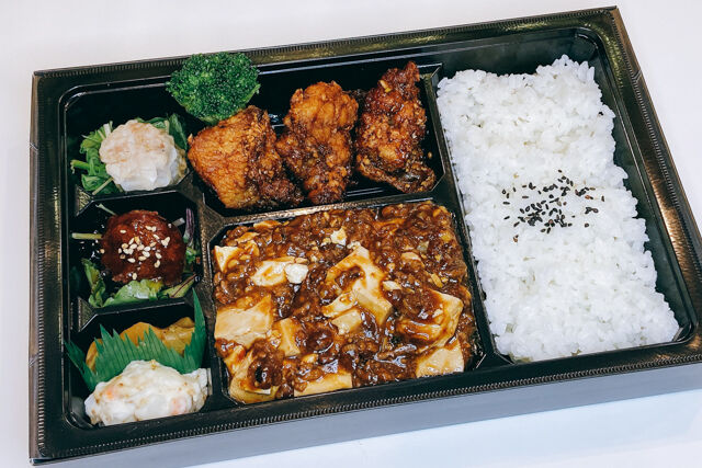 【Wメイン】麻婆豆腐×油淋鶏の豪華御膳