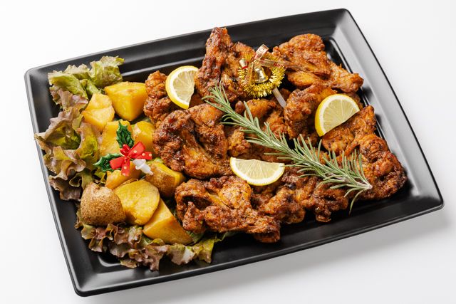 骨付きスパイシーチキン