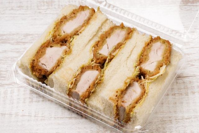 【名物】カツサンド