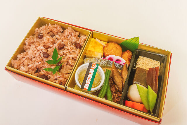 観劇弁当～赤飯～