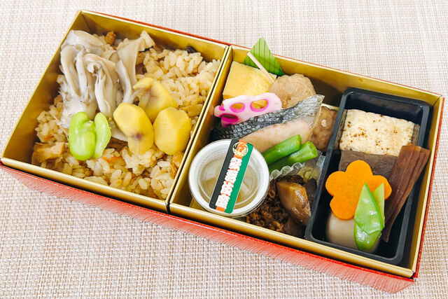 ＜9月10月限定＞ 観劇弁当～舞茸と秋栗の五目御飯～