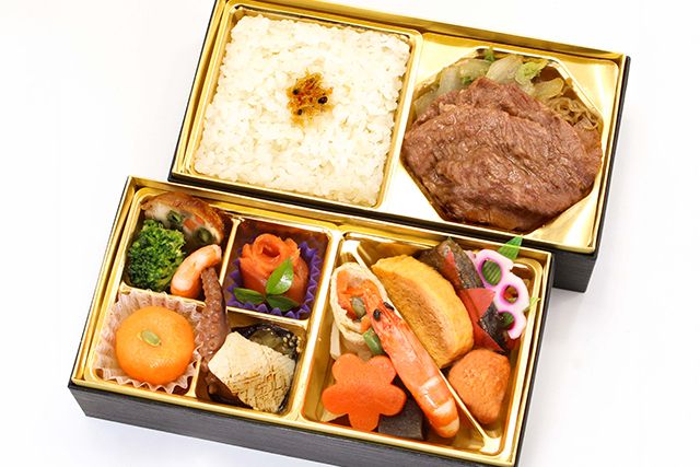 瑠王（りゅうおう）熊本県産牛「和王」のすきやき2段御膳～ちりめん山椒ごはん～ No.253