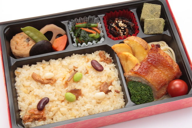 百味千彩 グリルチキン弁当