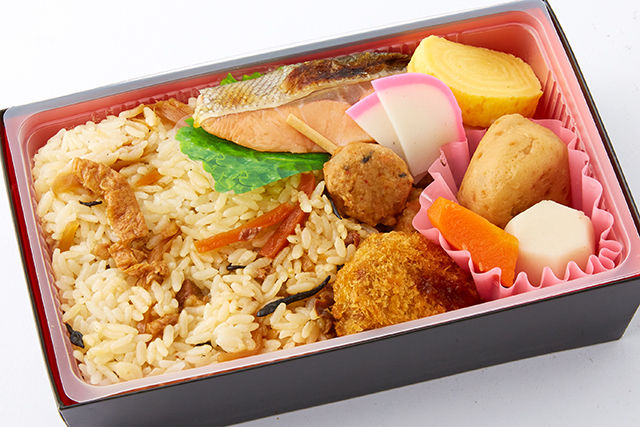 鶏十目ご飯 おでかけ幕の内弁当