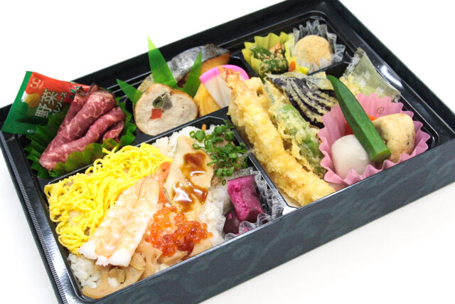 寒椿（かんつばき）