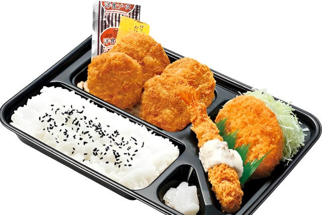 「かまどや弁当」のスペシャルヒレカツ弁当